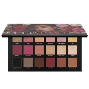 New Huda Beauty Rose Gold Palettte Remastered Eyeshadow Palette